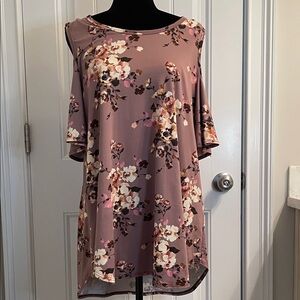 Chic Floral Tunic Top - Mauve and Cream